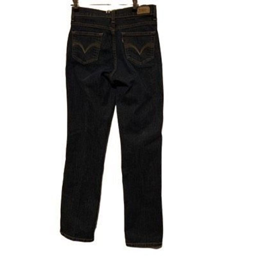 Levi’s Perfectly Slimming 512 Straight Leg Size 28x31 Jeans